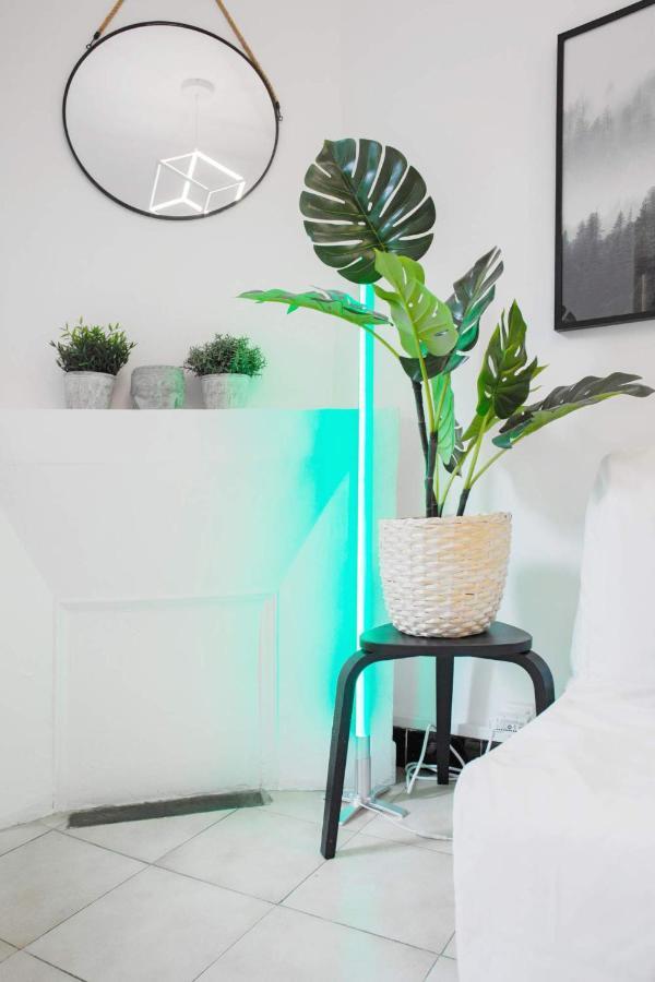 Gregbnb-Com - T2 37M2 - Climatise - Parking Inclus - Balcon - Wifi Fibre - Appartement No1 Toulon Luaran gambar